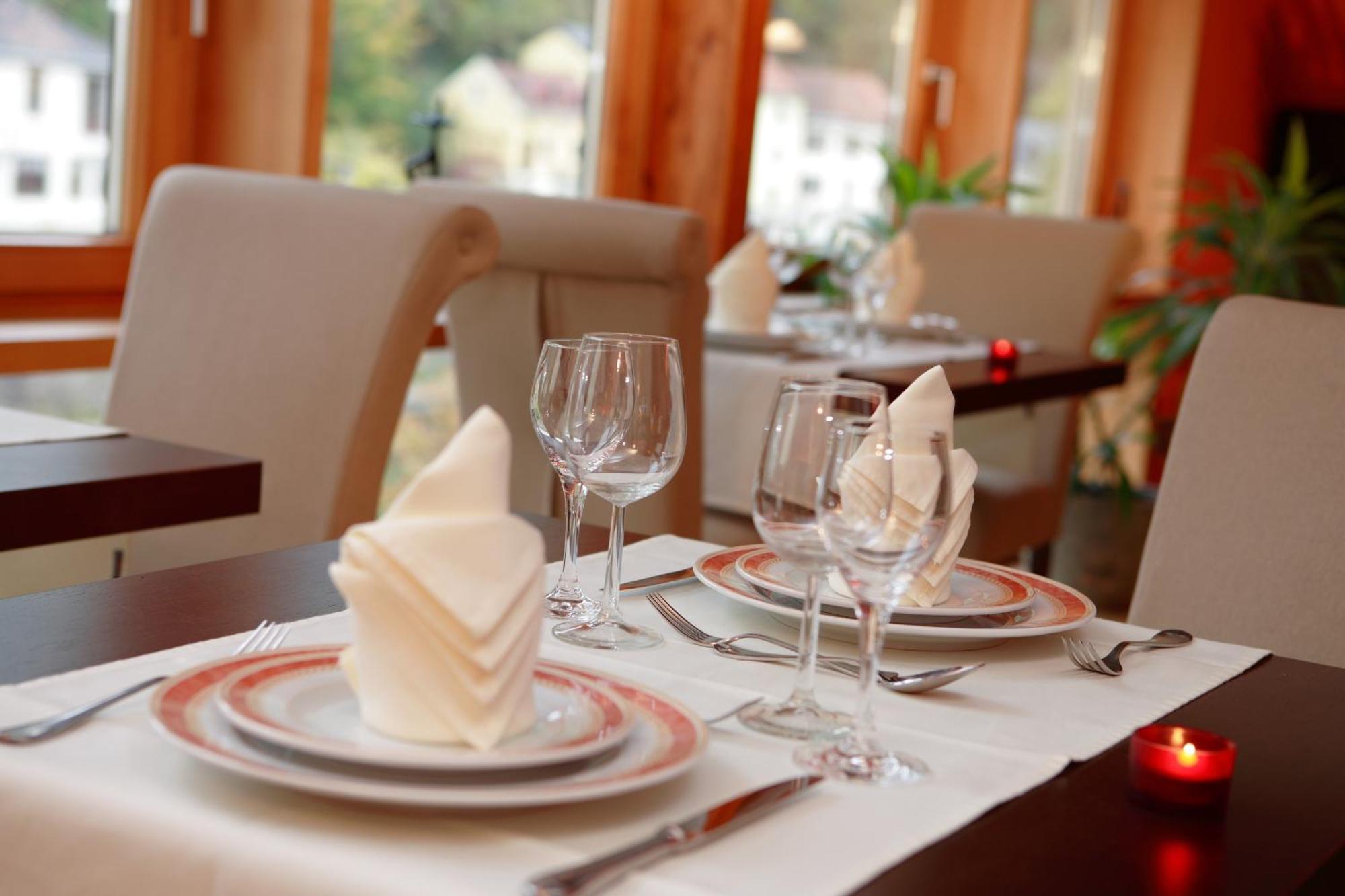 Hotel - Restaurant " Victor Hugo" Vianden Luaran gambar