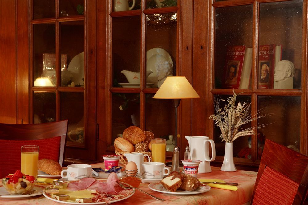 Hotel - Restaurant " Victor Hugo" Vianden Luaran gambar